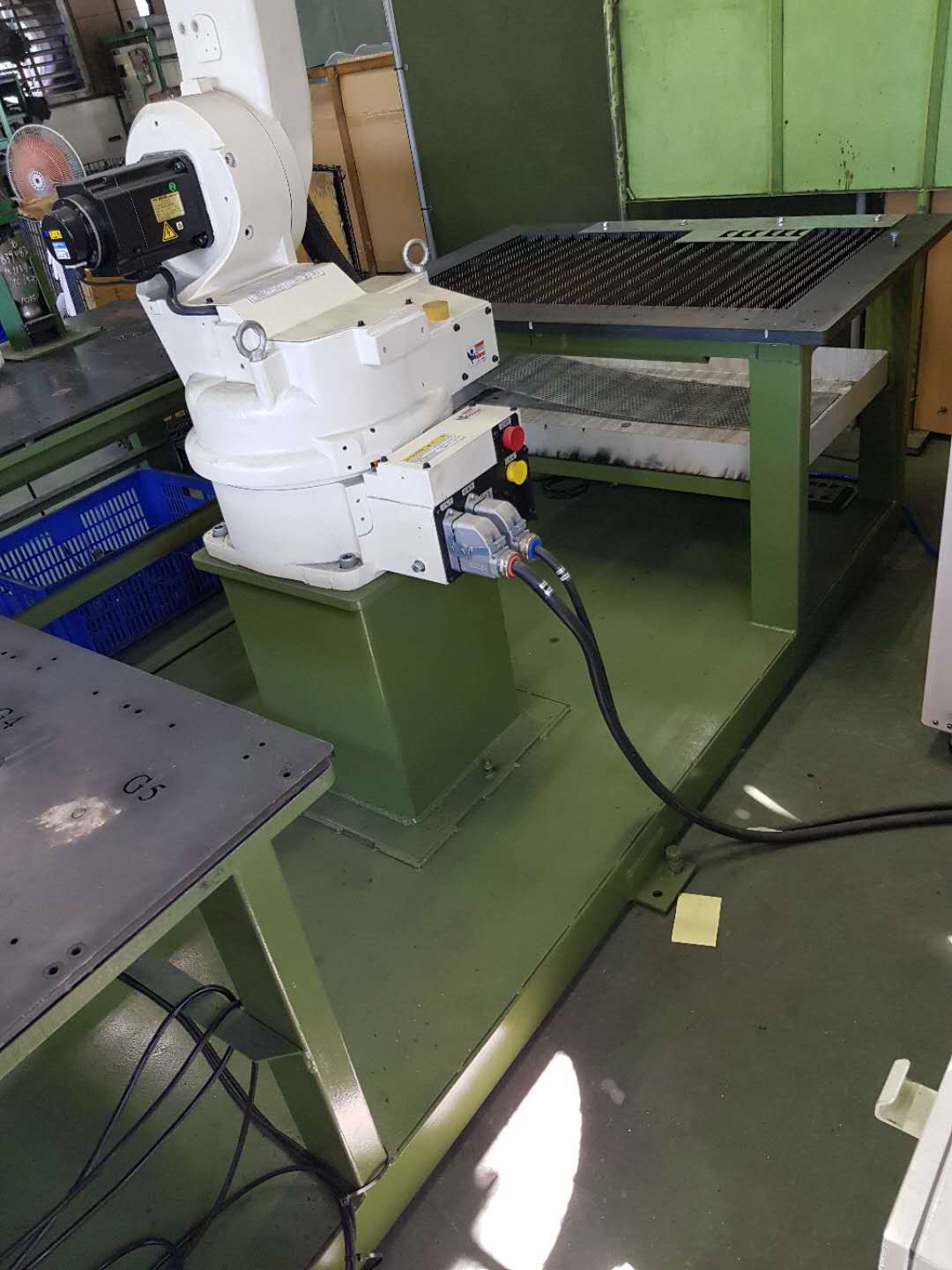 三維機械手激光切割機台架