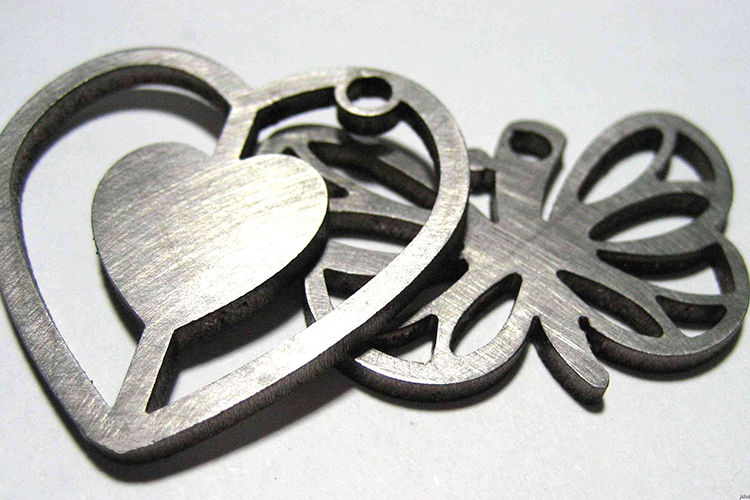 三維機械手(shǒu)激光(guāng)切割樣品