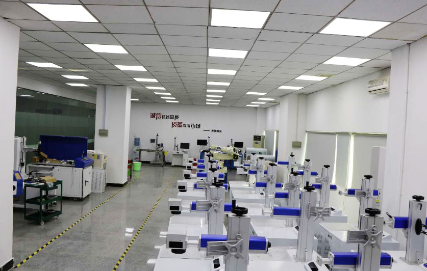 三維機械（xiè）手激光切割機設備（bèi）廠家