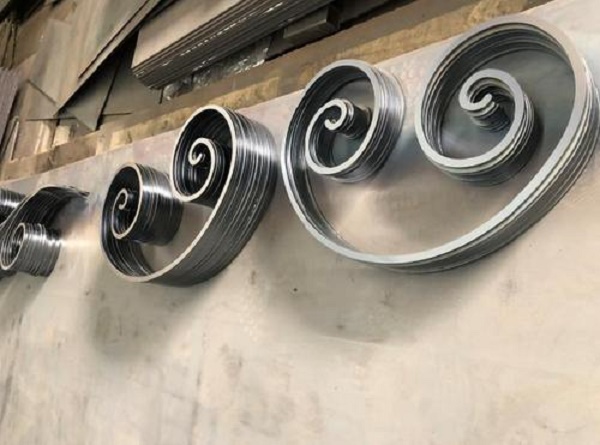 機械手(shǒu)激光切割機切割樣品