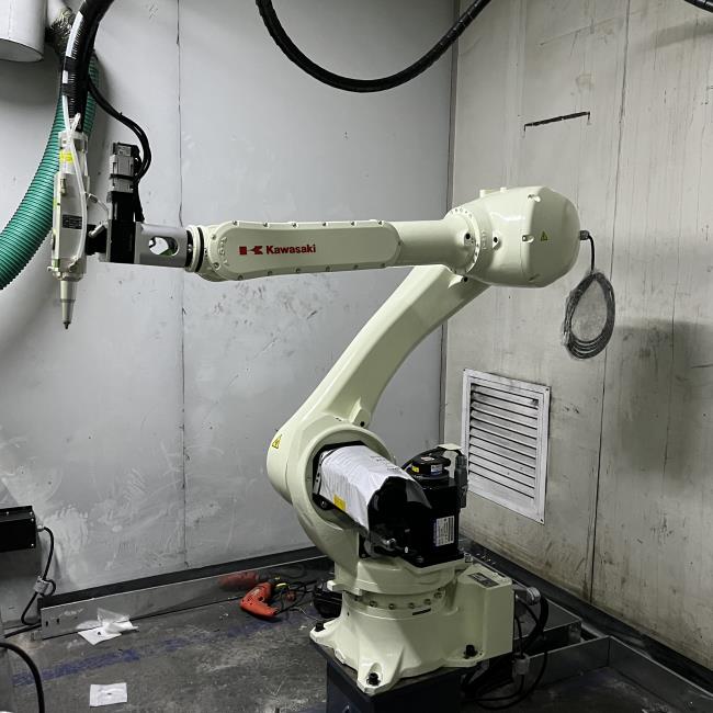 雙工位（wèi）機械手三維激光切割機